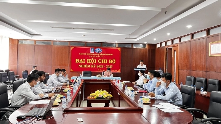 Báo cáo công tác chi bộ thôn