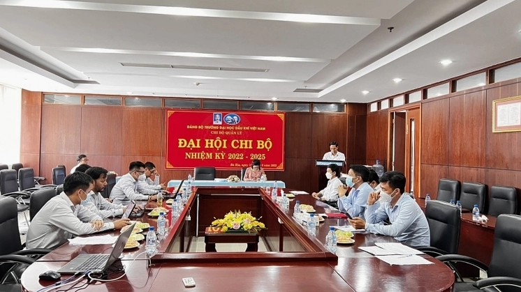 Báo cáo công tác chi bộ