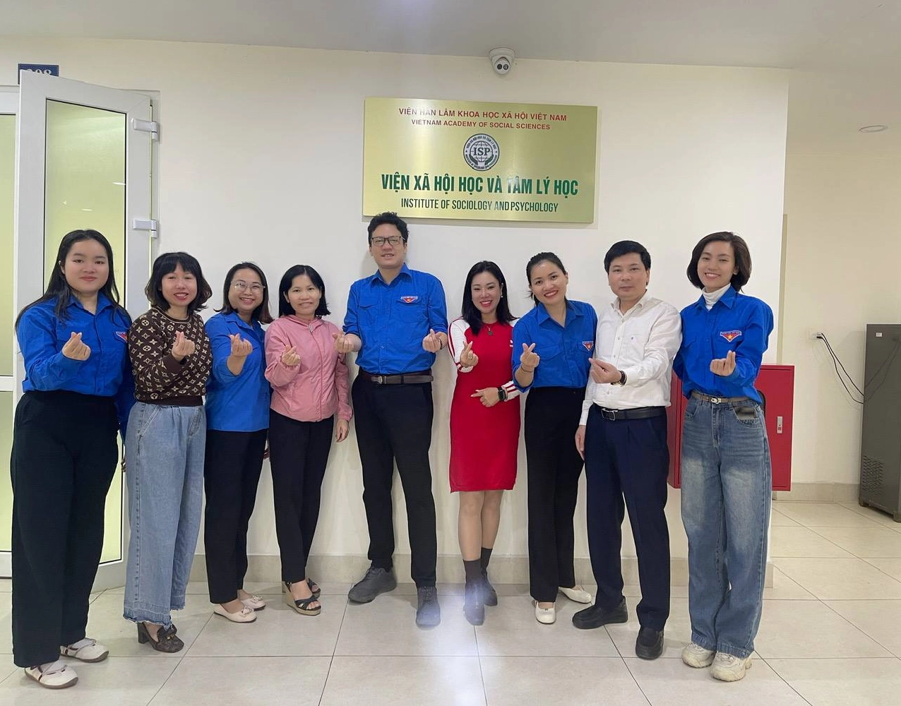 Hình ảnh minh họa về an toàn lao động tại nhà máy