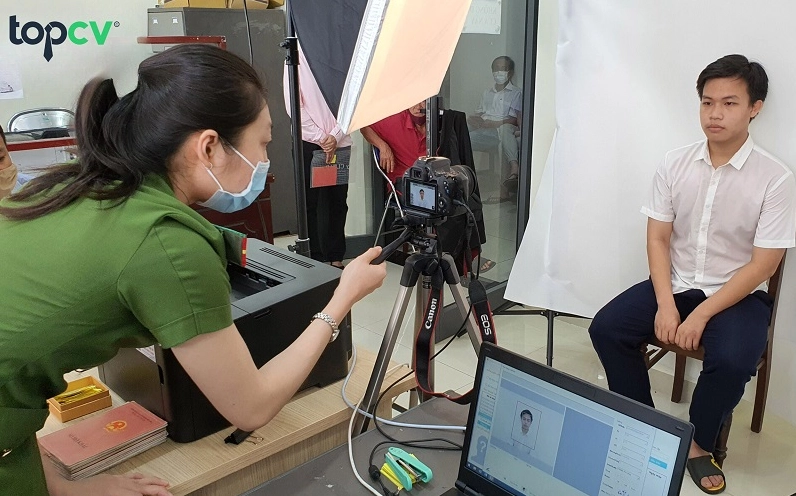 Yêu cầu trang phục khi làm căn cước công dân