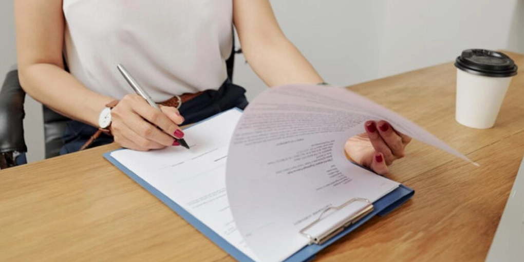 Hợp đồng thi công nội thất