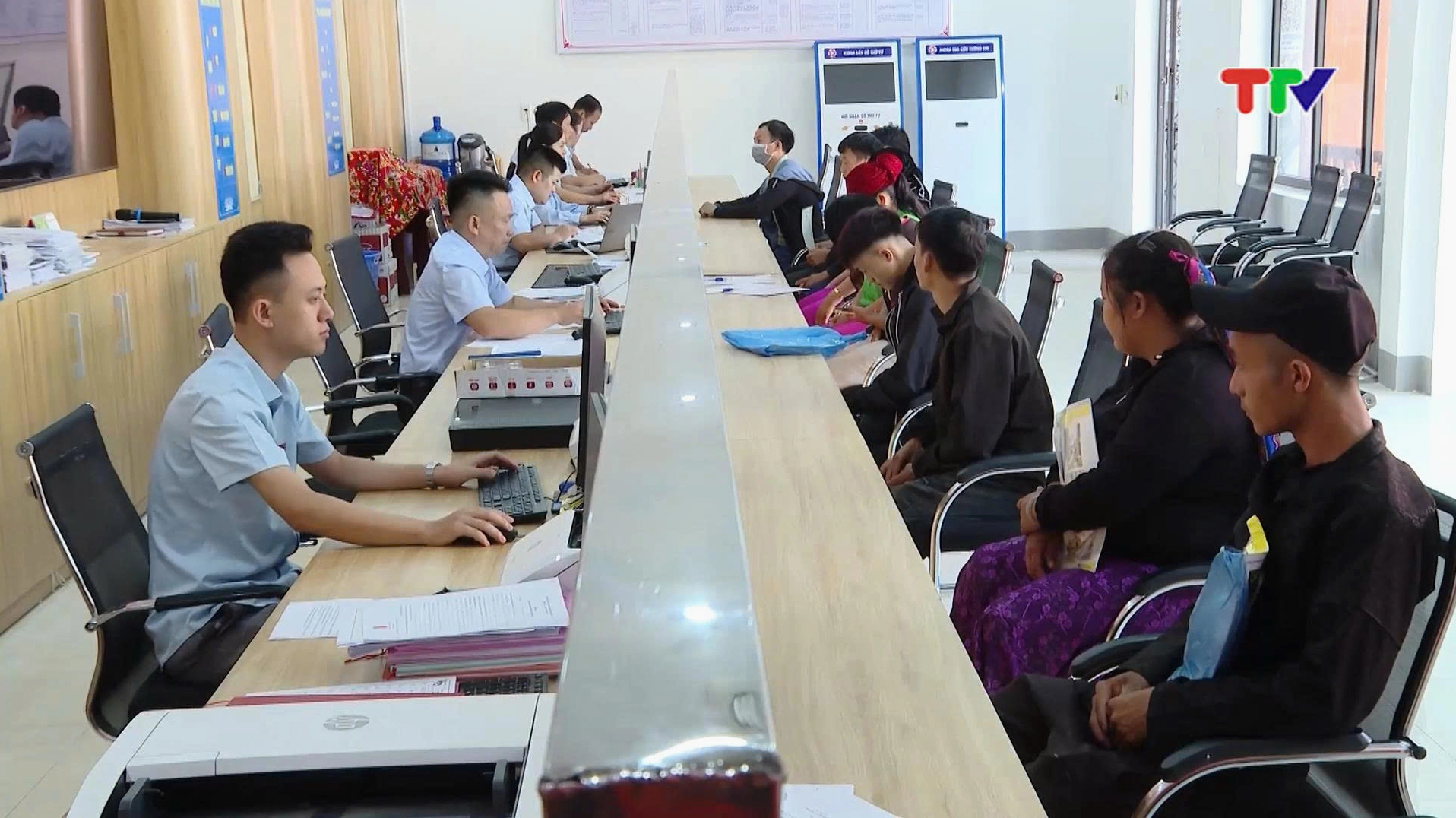 Không để thuận cán bộ khó nhân dân