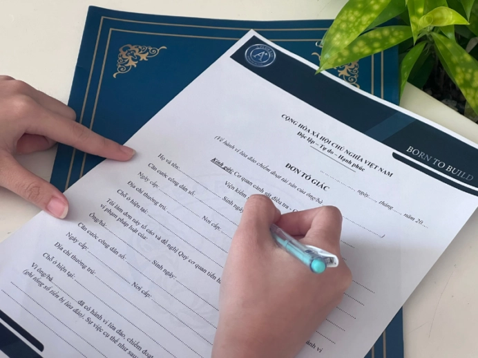 Mẫu đơn tố giác tội phạm chi tiết