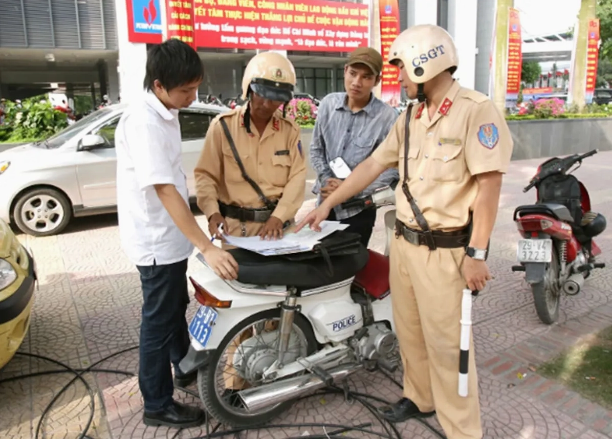 Thủ tục nộp tiền phạt vi phạm giao thông