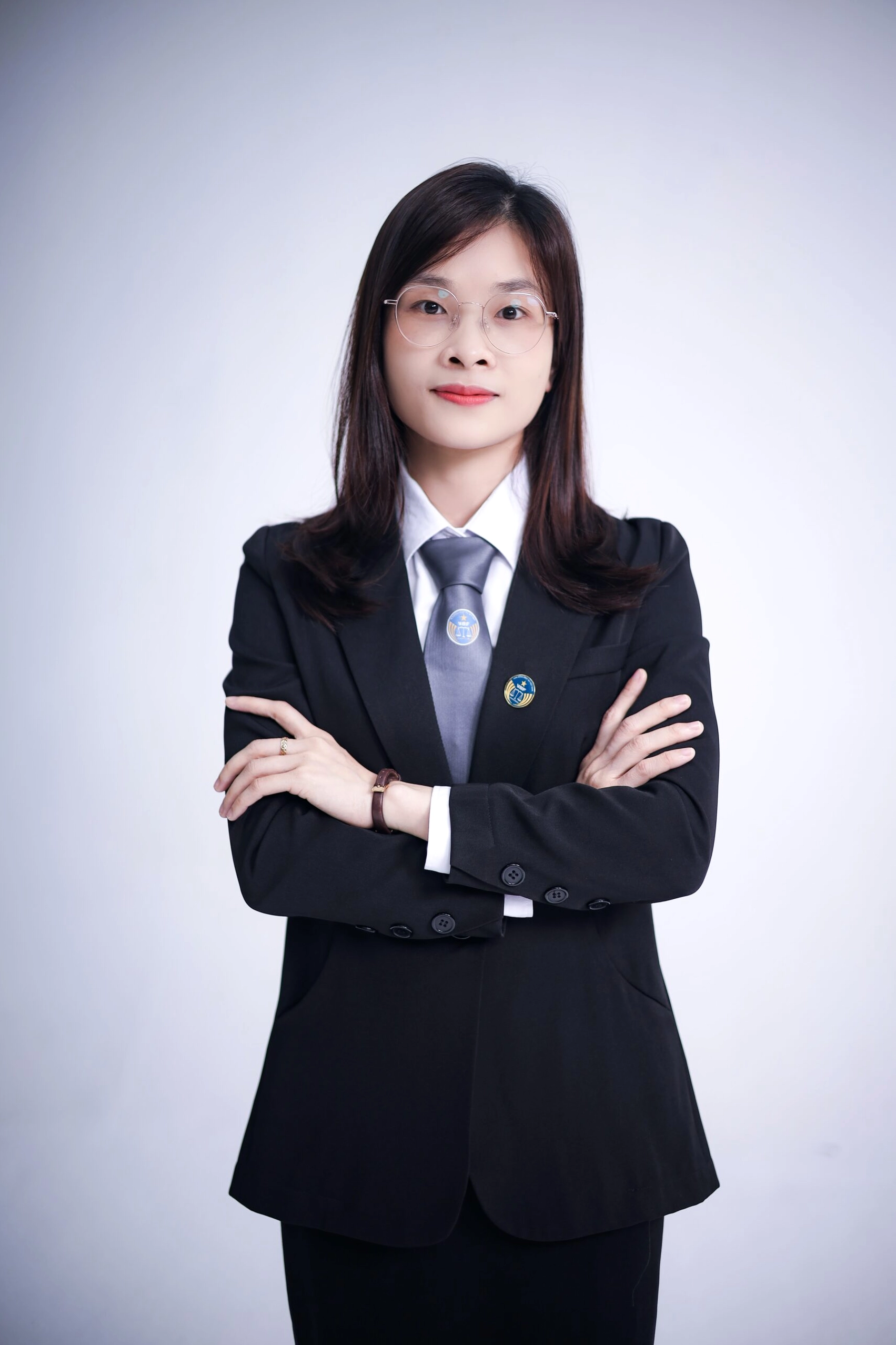 Trình bày chi tiết hoàn cảnh khó khăn trong mẫu đơn