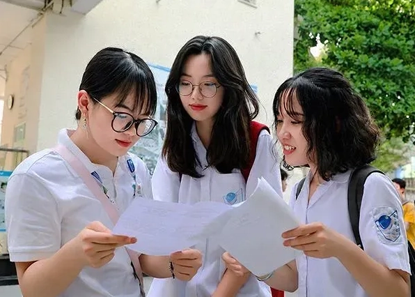 Vì sao thí sinh nên chọn ngành học phù hợp thay vì chạy theo ngành “hot”?